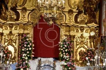Máxima expectación en la bajada de la Virgen del Pino (Foto Antonio Alí)